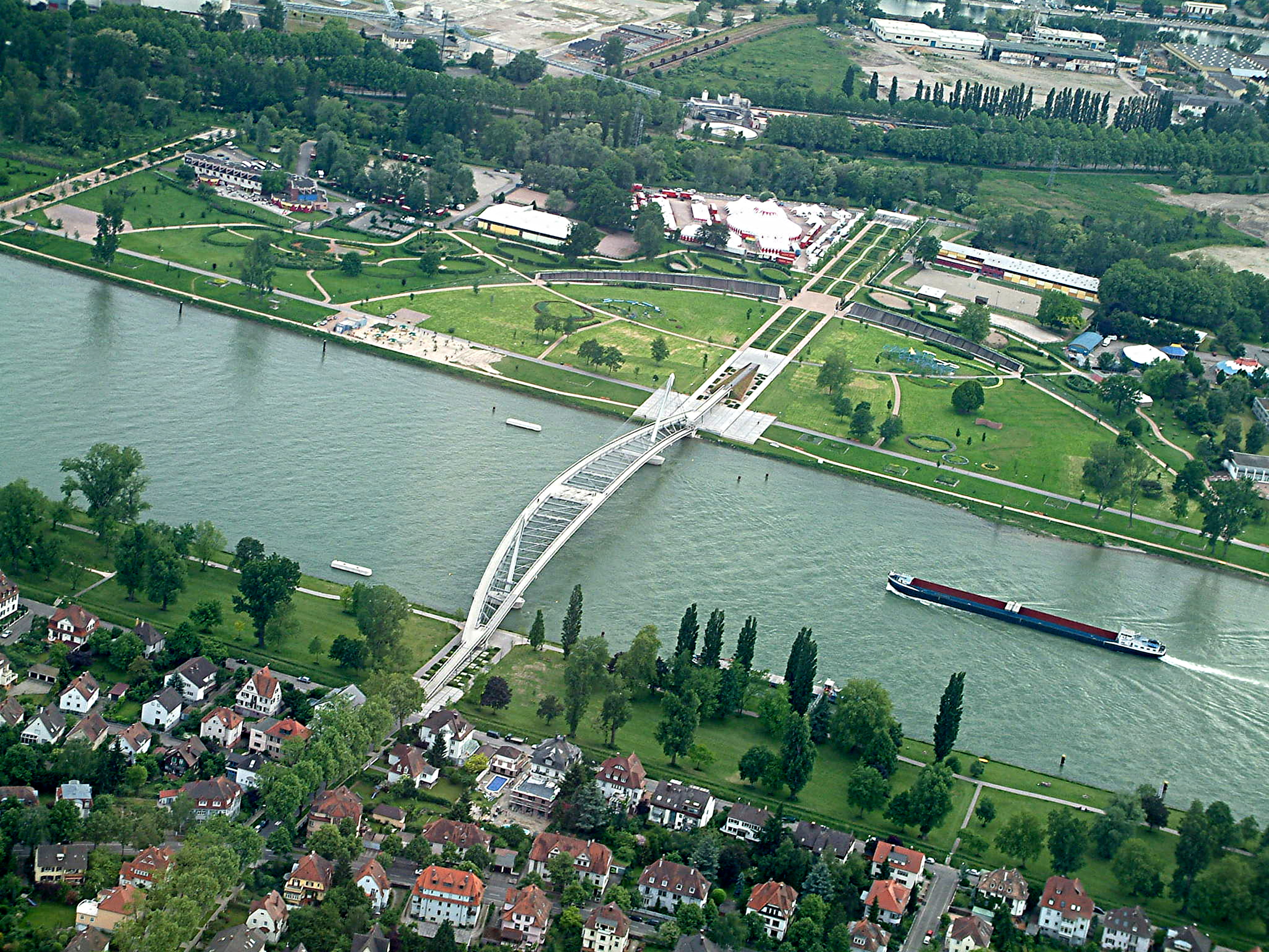 Passerelle des Deux Rives entre la France et l’Allemagne